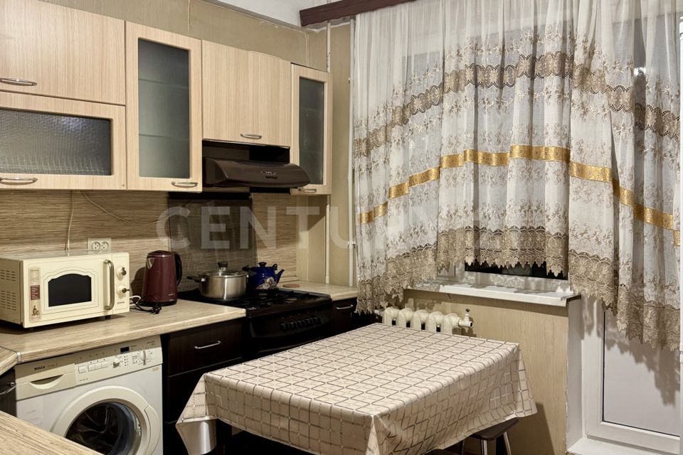 Сдаётся 4-комнатная квартира, 85 м²