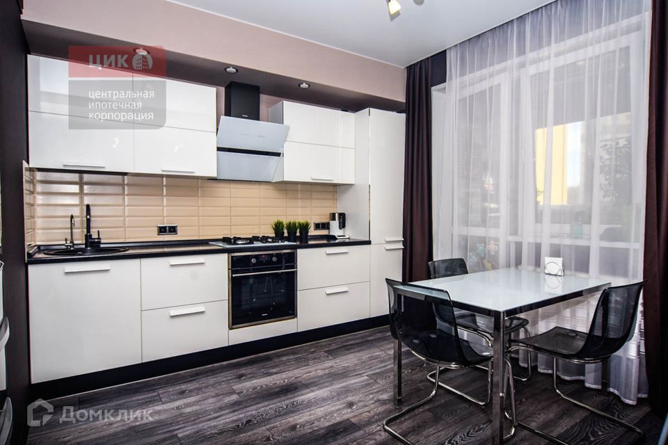 Продаётся 1-комнатная квартира, 49.9 м²