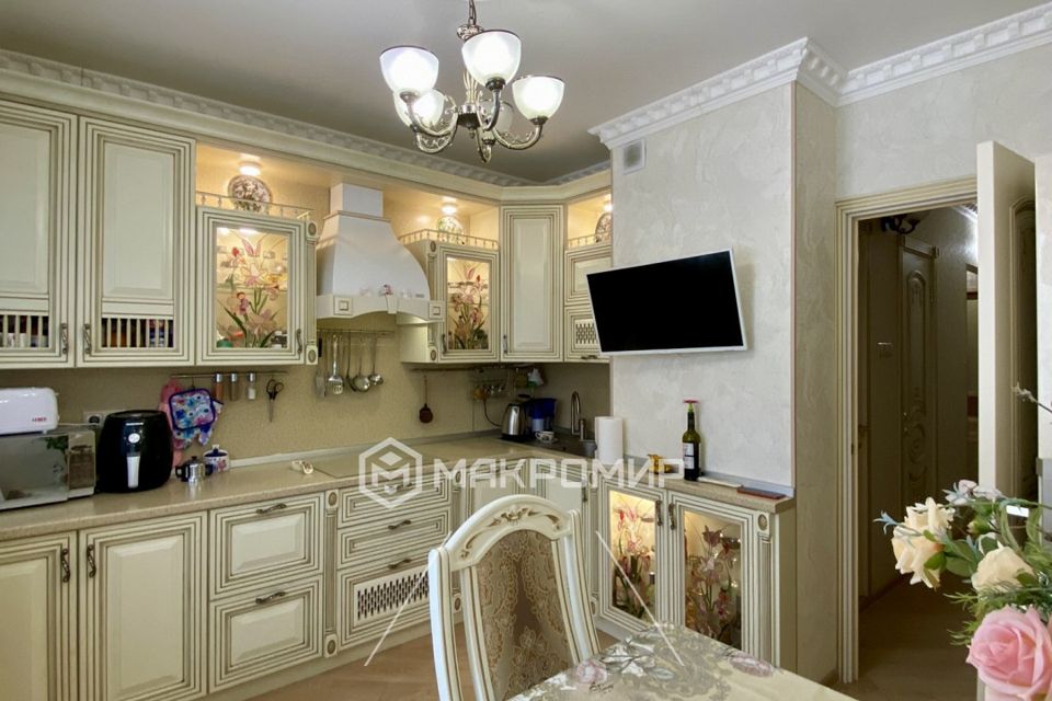 Продаётся 2-комнатная квартира, 60 м²