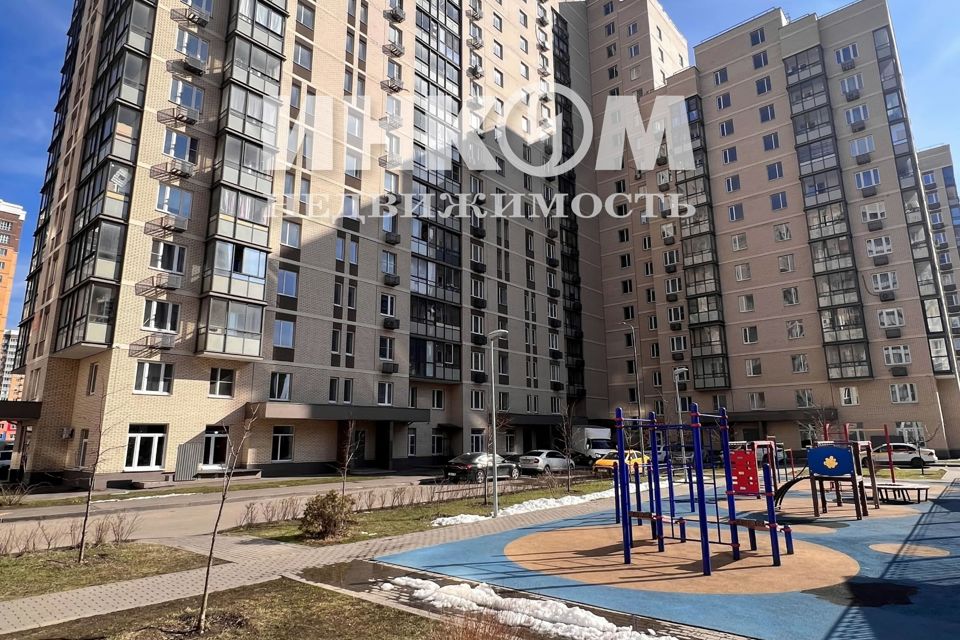 Продаётся 3-комнатная квартира, 70 м²