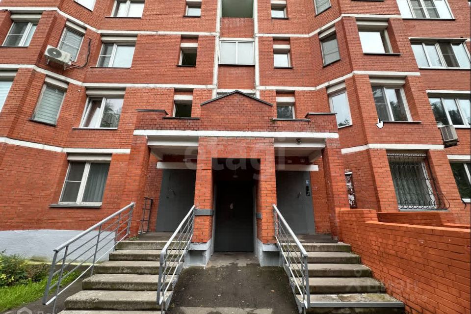 Продаётся 1-комнатная квартира, 42.4 м²
