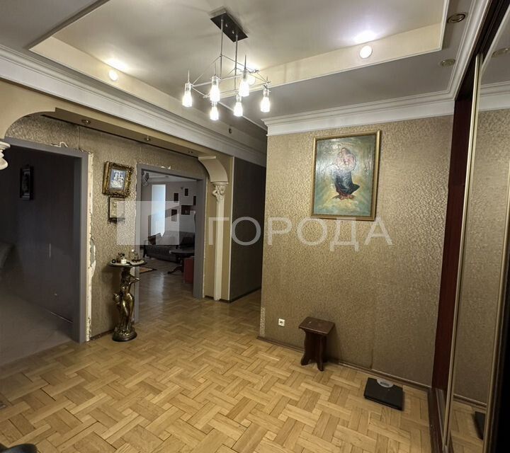Сдаётся 3-комнатная квартира, 124 м²