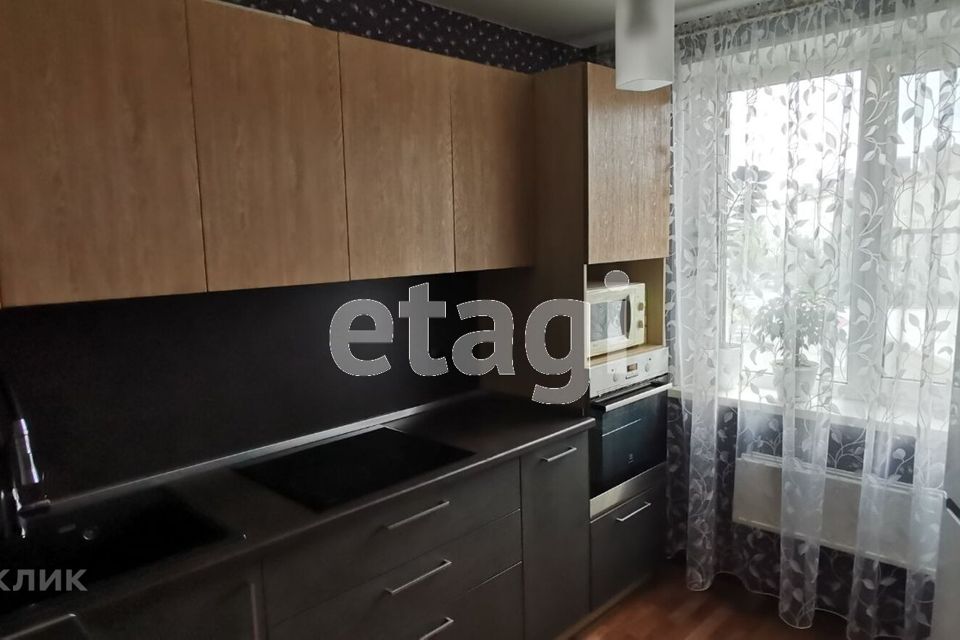 Продаётся 4-комнатная квартира, 84.2 м²