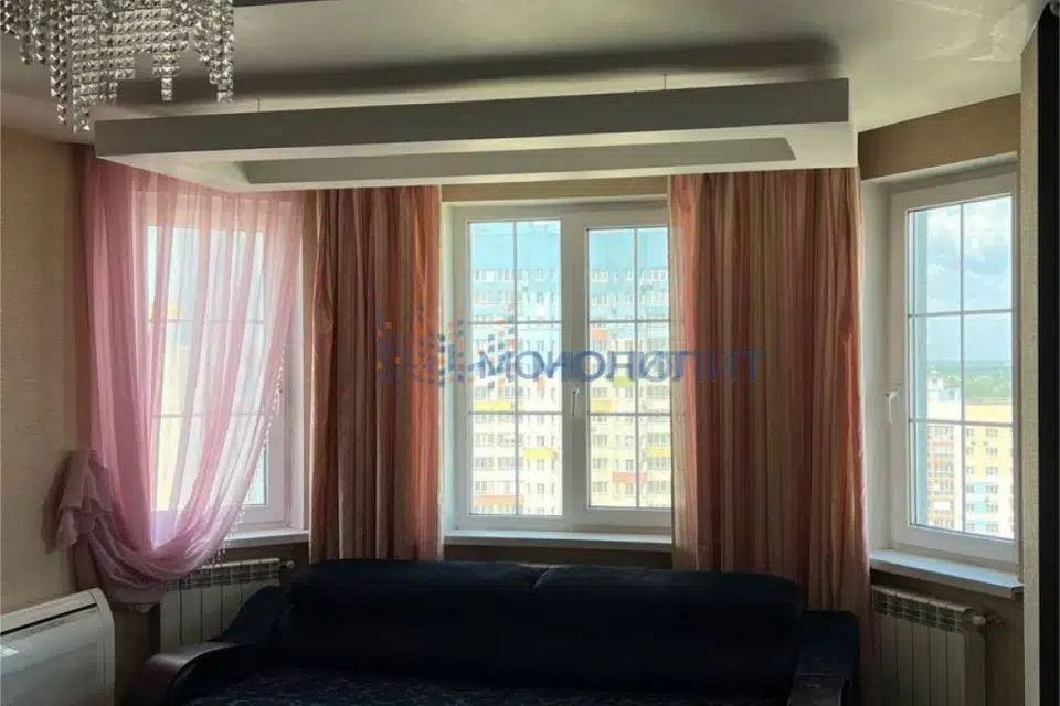 Продаётся 5-комнатная квартира, 150 м²