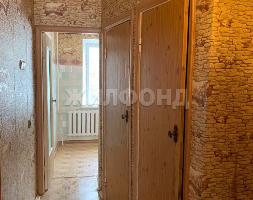 Продаётся 3-комнатная квартира, 61.9 м²