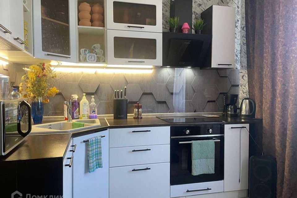 Продаётся 1-комнатная квартира, 40 м²
