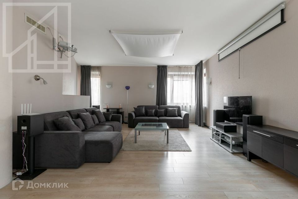 Сдаётся 3-комнатная квартира, 115 м²