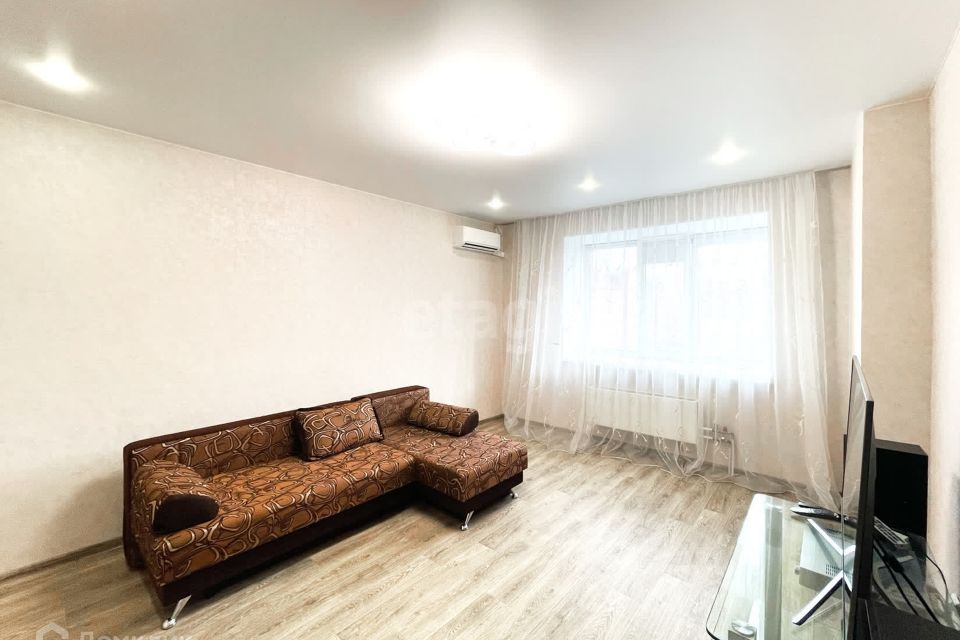 Продаётся 2-комнатная квартира, 57.4 м²