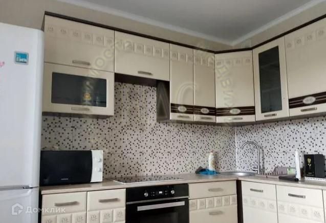 Продаётся 1-комнатная квартира, 37.8 м²