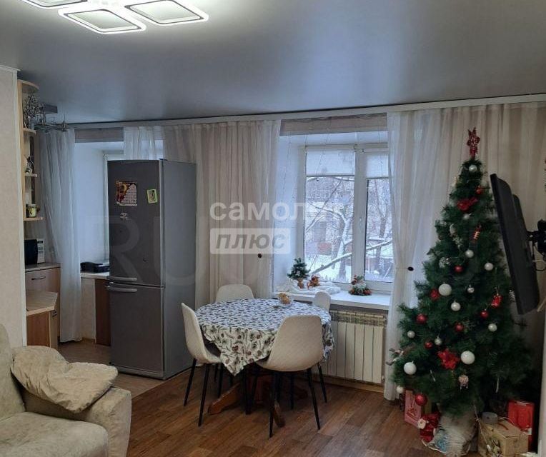 Продаётся 3-комнатная квартира, 57.1 м²