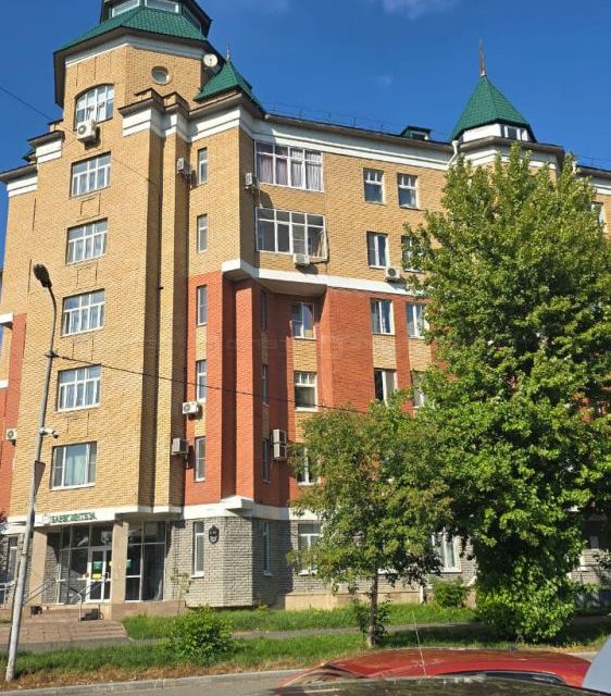 Продаётся 2-комнатная квартира, 67.7 м²