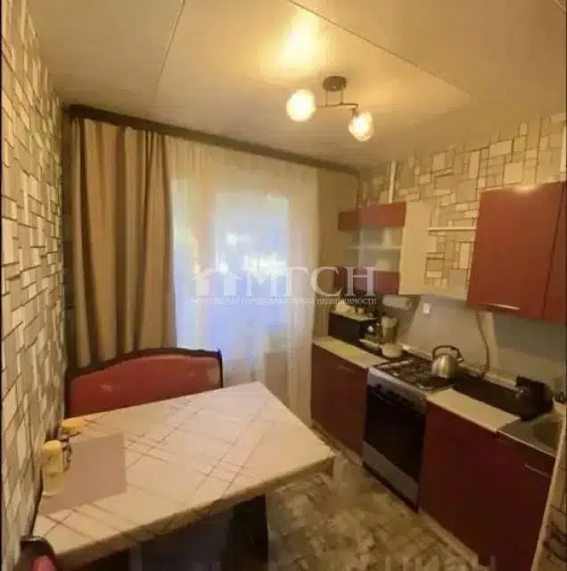 Продаётся 3-комнатная квартира, 58.9 м²