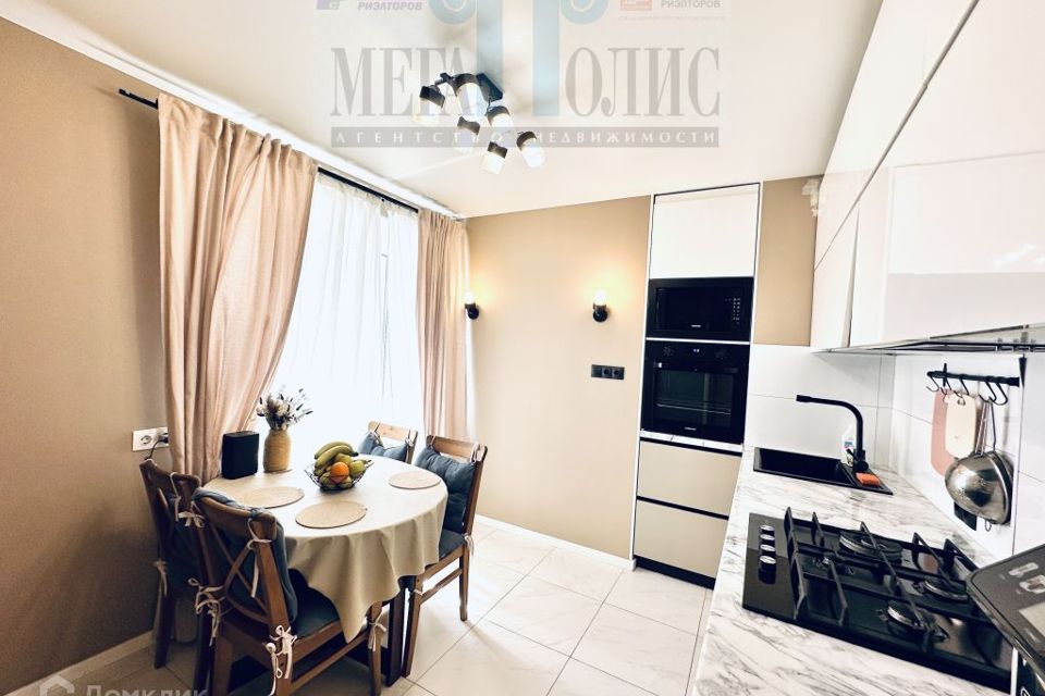 Продаётся 2-комнатная квартира, 59 м²