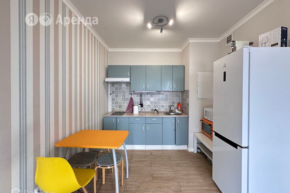 Сдаётся 1-комнатная квартира, 43 м²