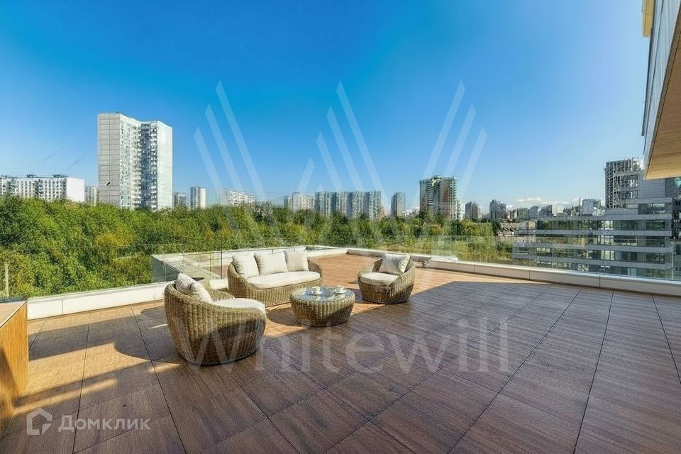Продаётся 5-комнатная квартира, 350 м²
