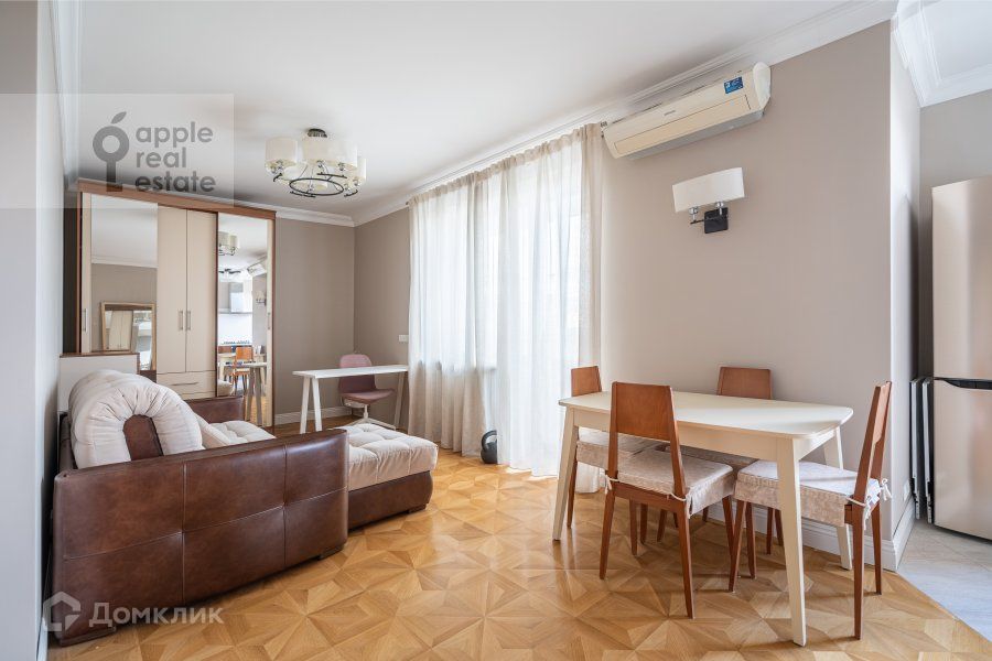 Сдаётся 2-комнатная квартира, 62 м²