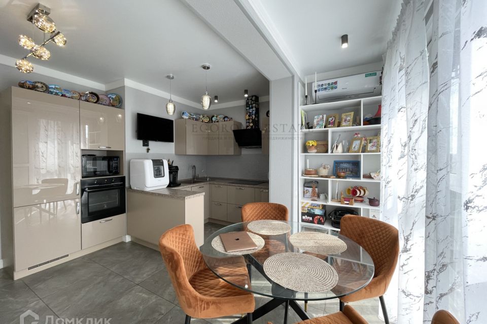 Продаётся 2-комнатная квартира, 59 м²