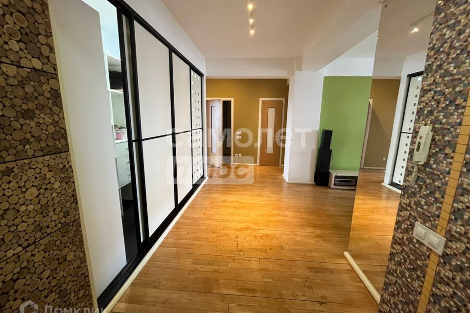 Продаётся 3-комнатная квартира, 94.1 м²