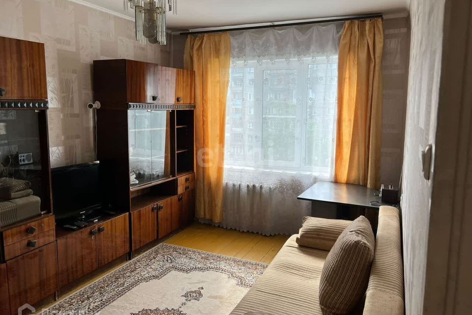 Продаётся 2-комнатная квартира, 42.4 м²