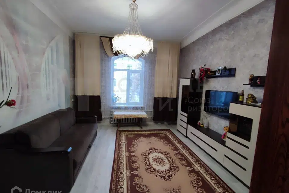 Продаётся 4-комнатная квартира, 113 м²