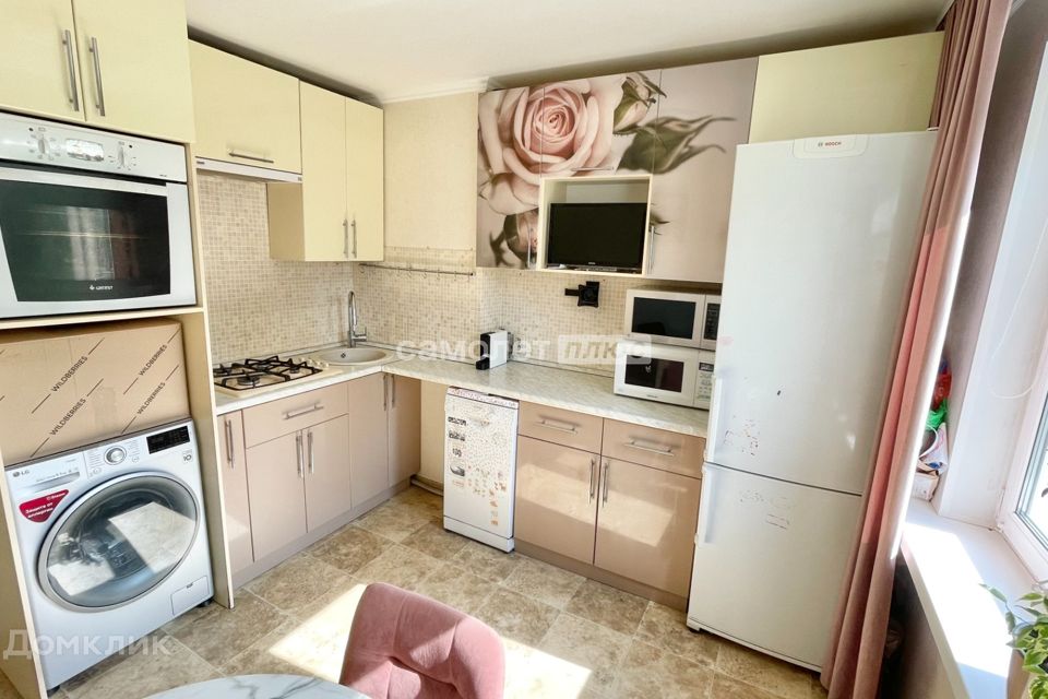 Продаётся 3-комнатная квартира, 63.2 м²