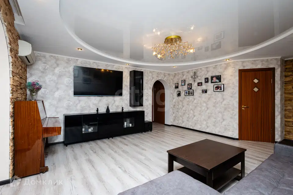 Продаётся 3-комнатная квартира, 67.8 м²