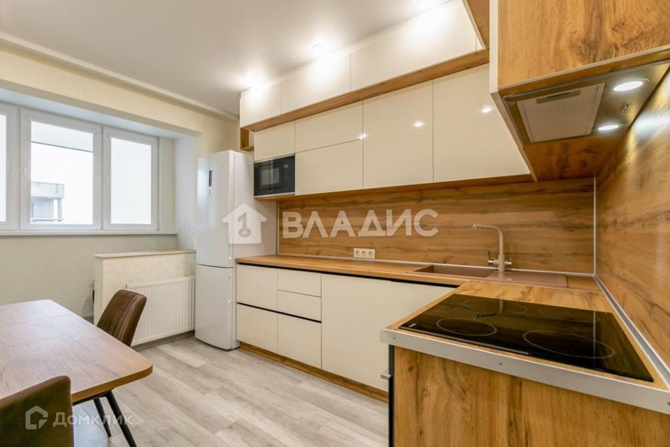 Продаётся 3-комнатная квартира, 58.9 м²