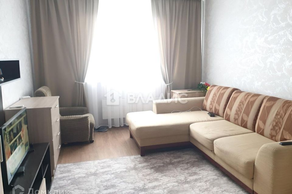 Продаётся 1-комнатная квартира, 42 м²