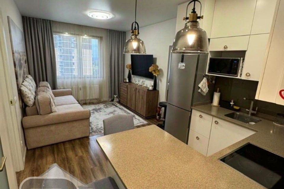 Продаётся 1-комнатная квартира, 38.5 м²
