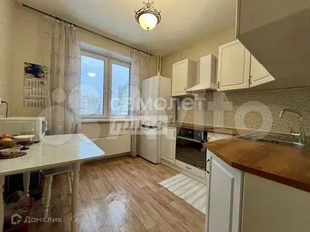 Сдаётся 2-комнатная квартира, 56.4 м²