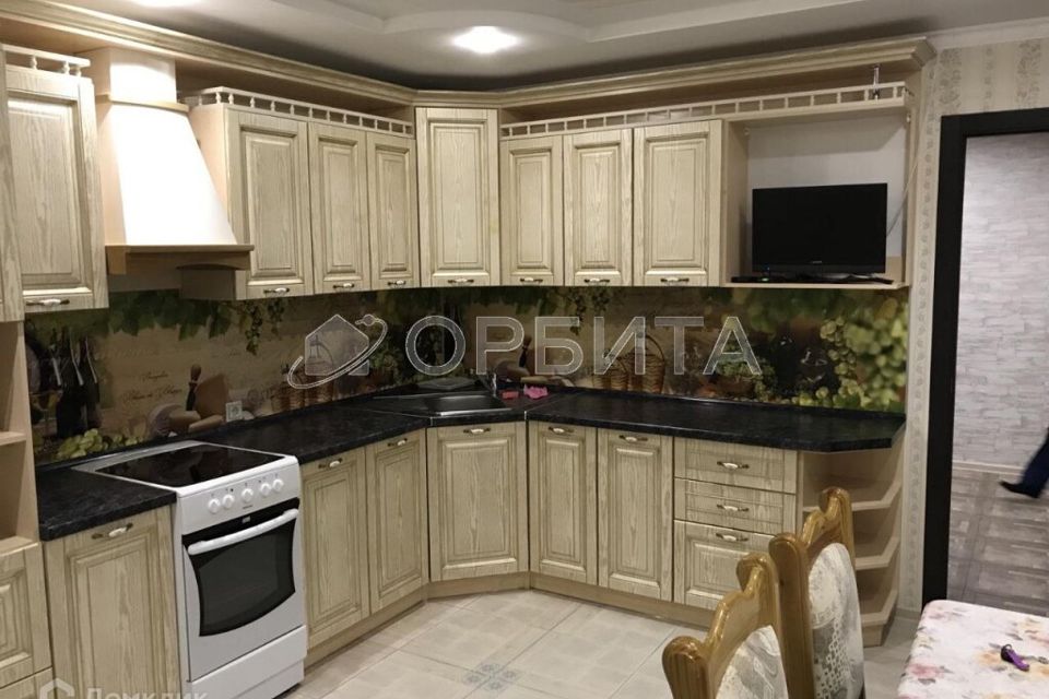 Продаётся 3-комнатная квартира, 90 м²