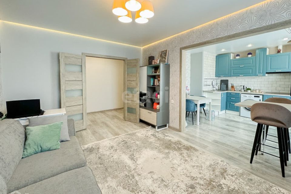Продаётся 3-комнатная квартира, 82.4 м²