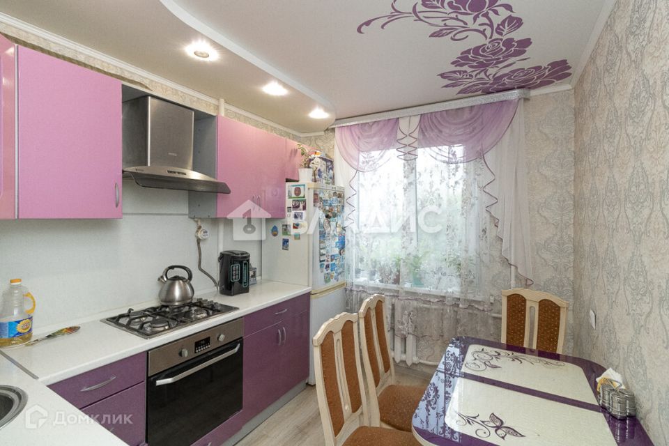 Продаётся 3-комнатная квартира, 65.8 м²
