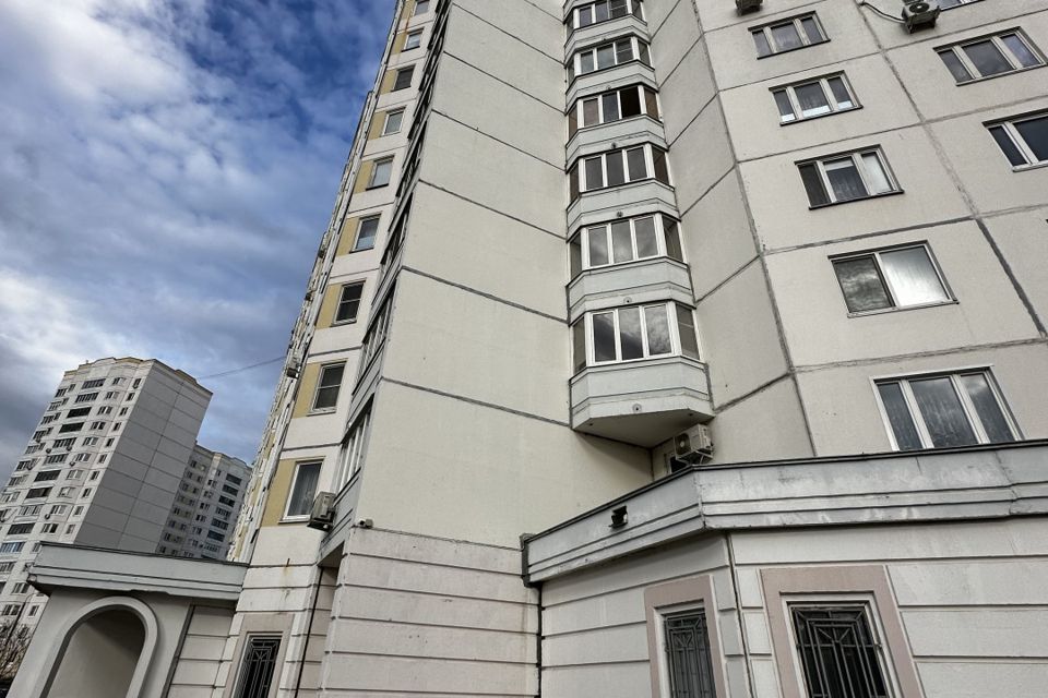 Продаётся 1-комнатная квартира, 42.3 м²