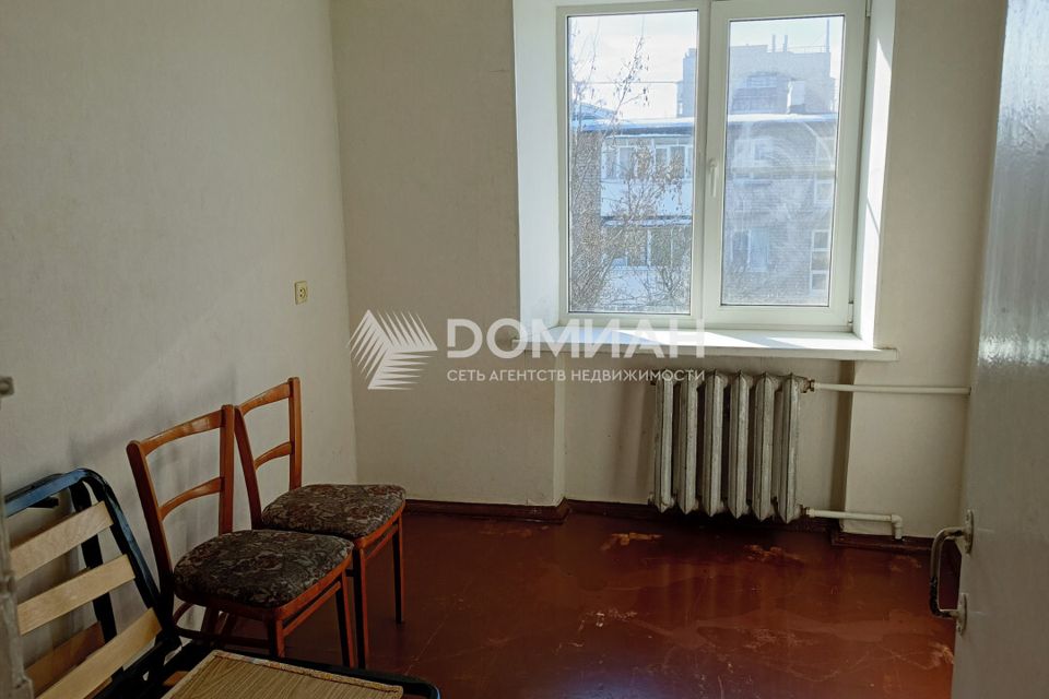 Продаётся 3-комнатная квартира, 50.7 м²