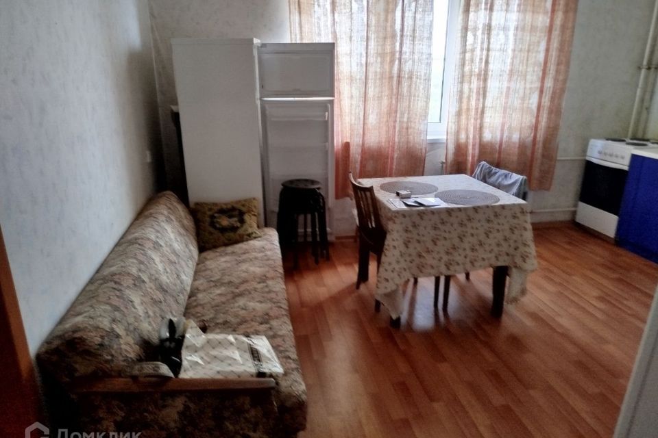 Сдаётся 1-комнатная квартира, 42 м²