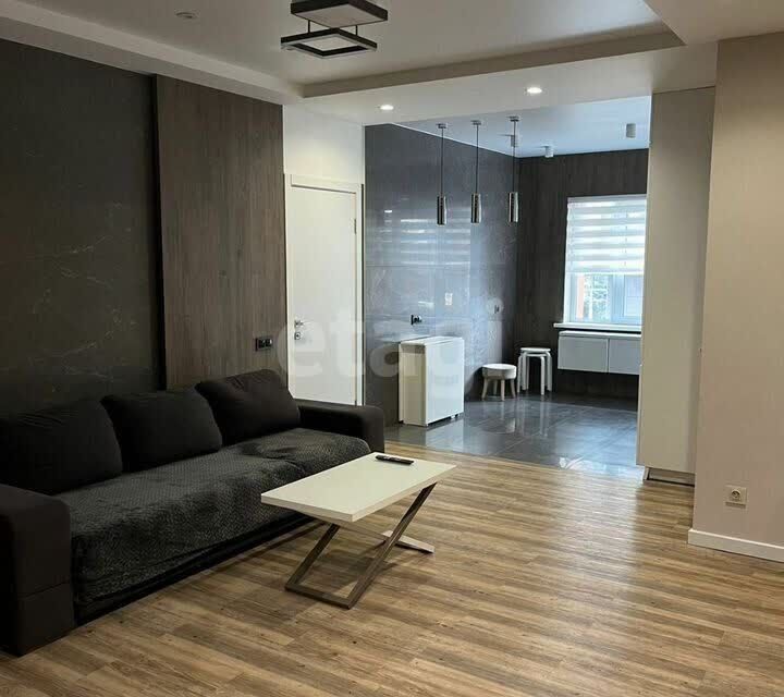 Продаётся 3-комнатная квартира, 90 м²