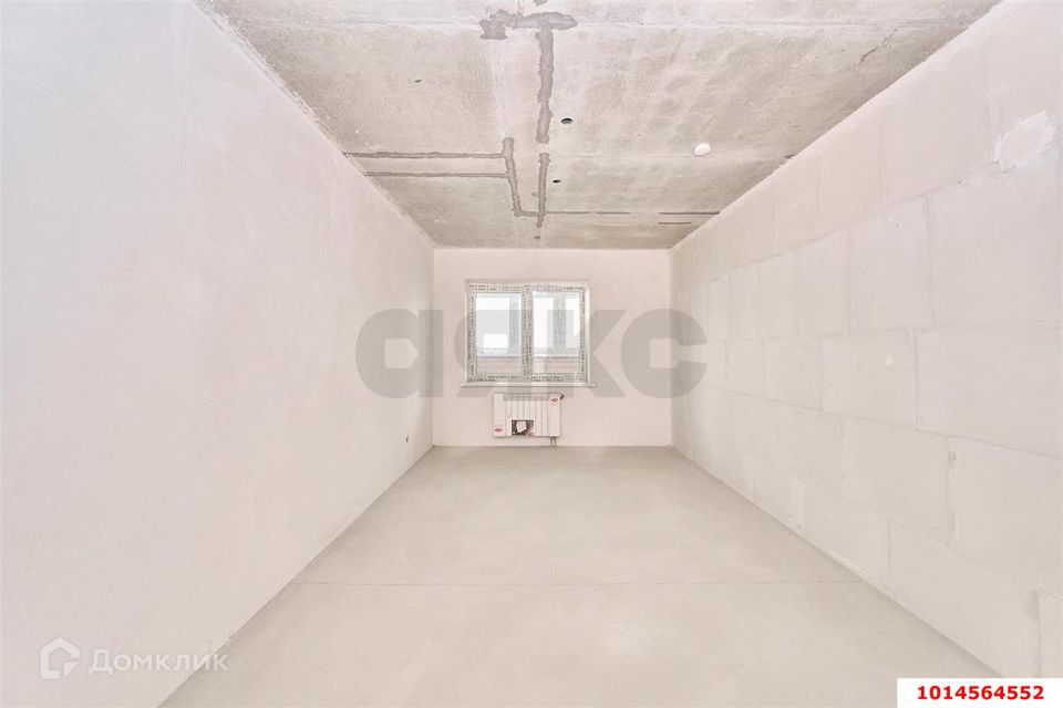 Продаётся 2-комнатная квартира, 75.8 м²