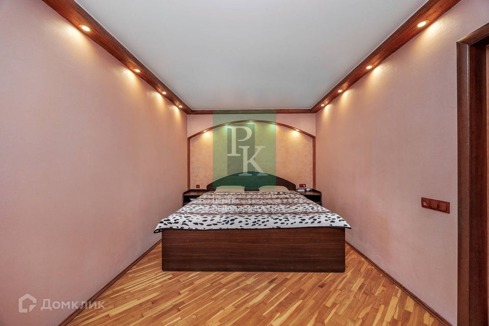 Продаётся 4-комнатная квартира, 88.3 м²