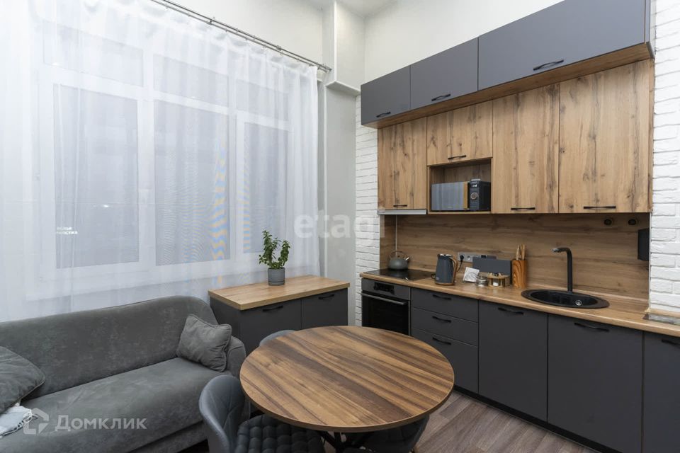 Продаётся 2-комнатная квартира, 53.8 м²