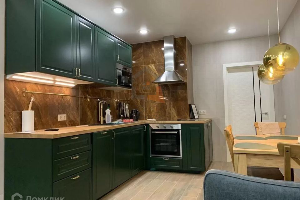 Сдаётся 1-комнатная квартира, 50 м²
