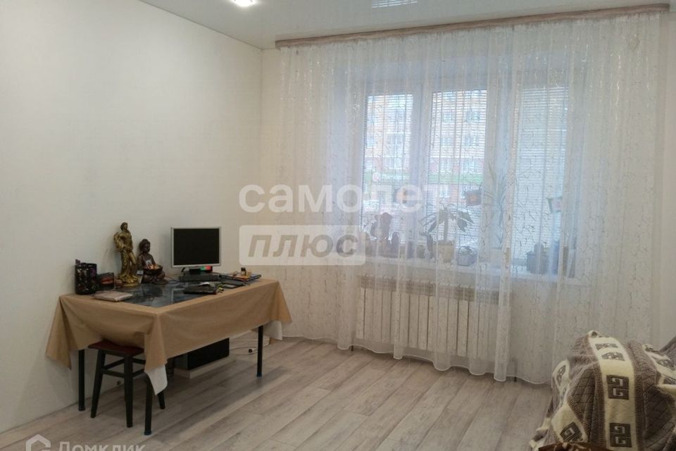 Продаётся 1-комнатная квартира, 41.3 м²