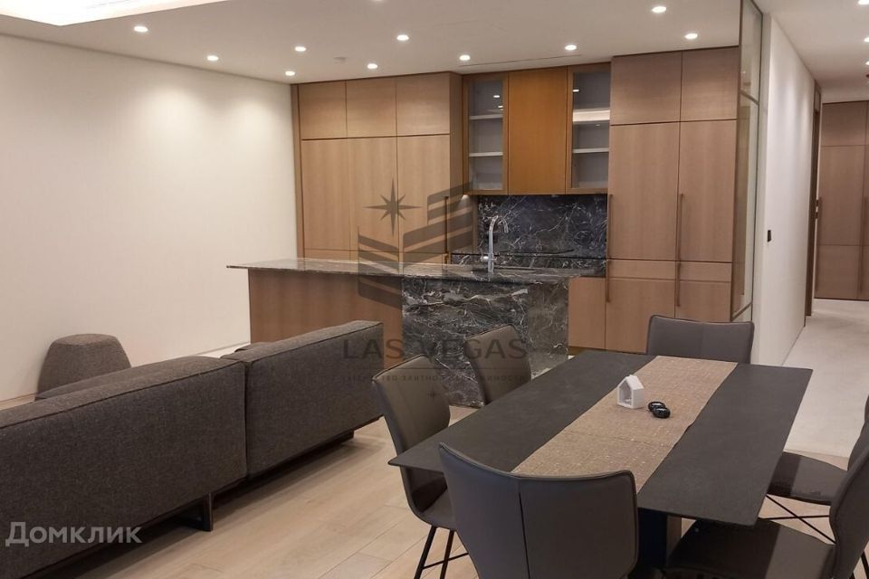 Сдаётся 3-комнатная квартира, 87 м²