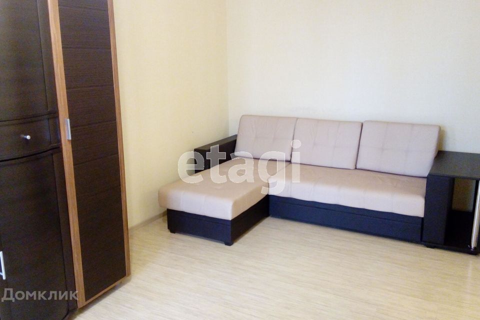 Сдаётся 1-комнатная квартира, 42 м²