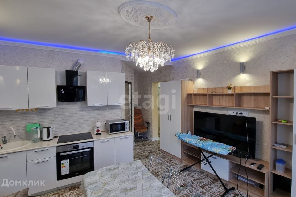 Продаётся 4-комнатная квартира, 88 м²