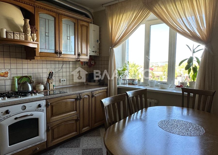 Продаётся 4-комнатная квартира, 116 м²