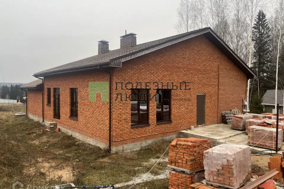 Продаётся 1-этажный дом, 164 м²