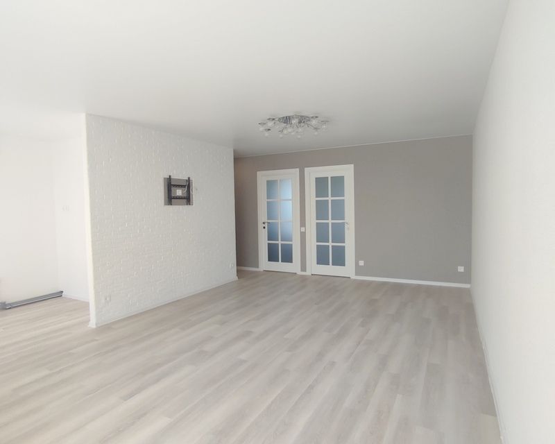 Продаётся 4-комнатная квартира, 73.5 м²