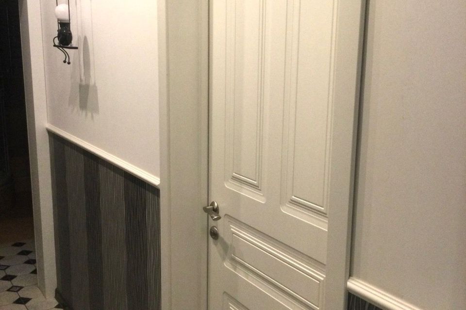 Сдаётся 2-комнатная квартира, 65 м²