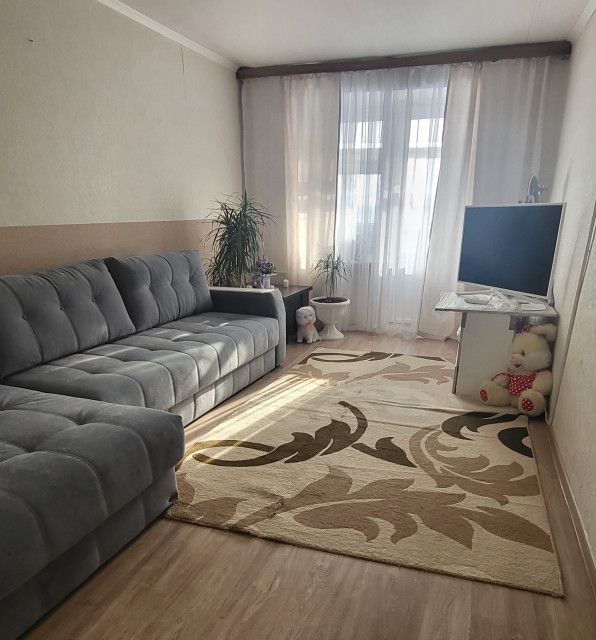 Продаётся 2-комнатная квартира, 43.8 м²